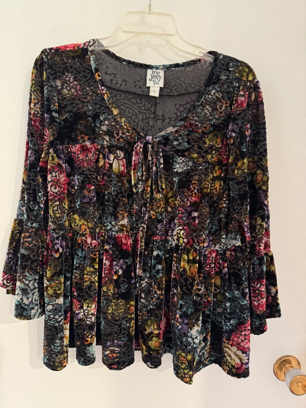 Ivy Jane floral velvet top